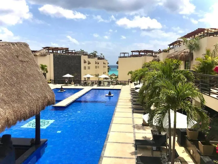 Apartment Sea View Studio: Beachfront Living Playa del Carmen Mexiko